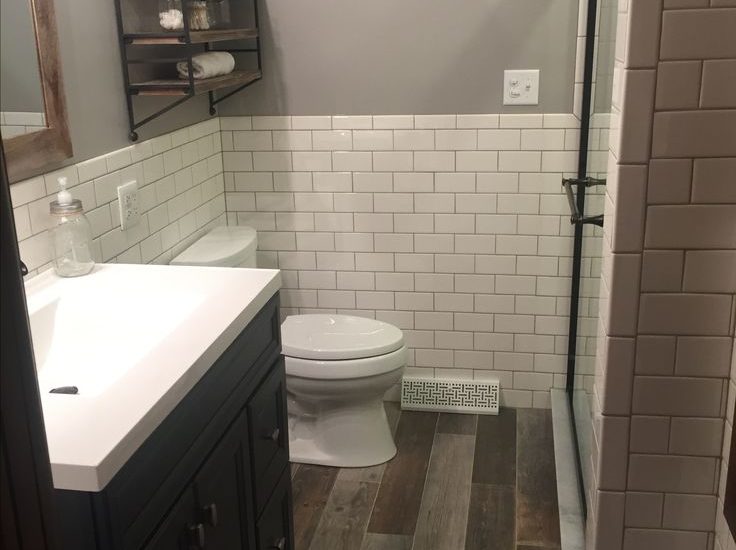 631438709c231c0e1236f40d6be66e48--small-bathroom-with-subway-tile-modern-rustic-bathroom-small